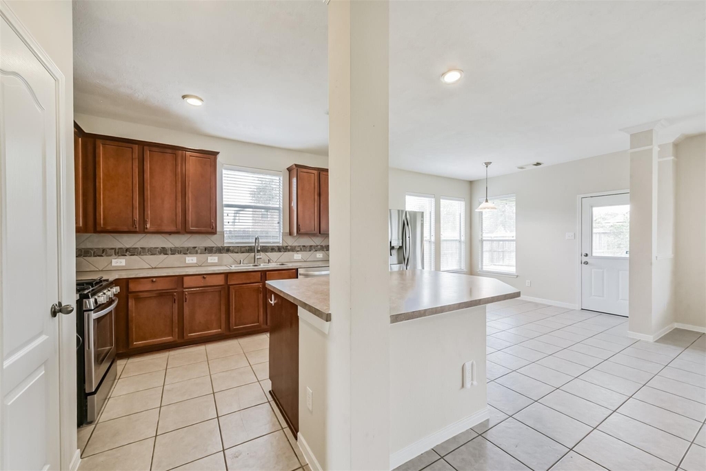 2601 Hewn Rock Way - Photo 11