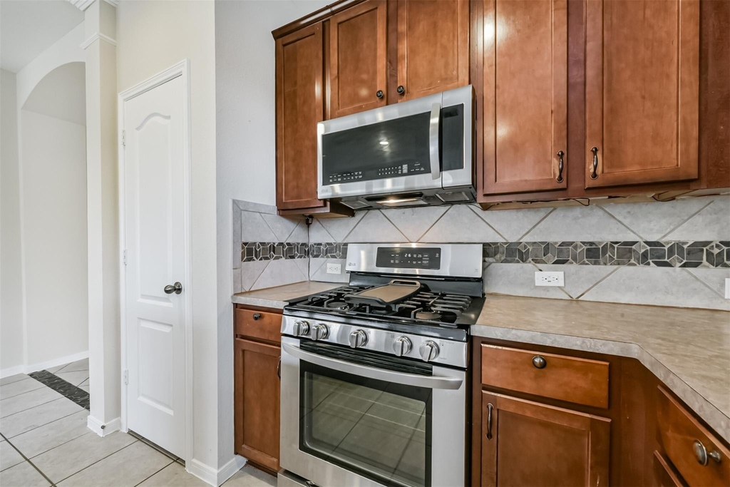 2601 Hewn Rock Way - Photo 44