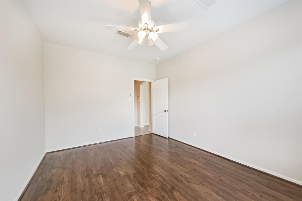 2601 Hewn Rock Way - Photo 16