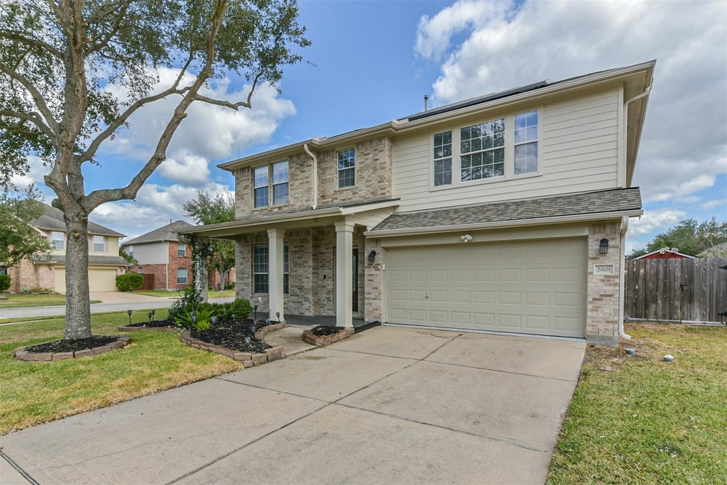 2601 Hewn Rock Way - Photo 0