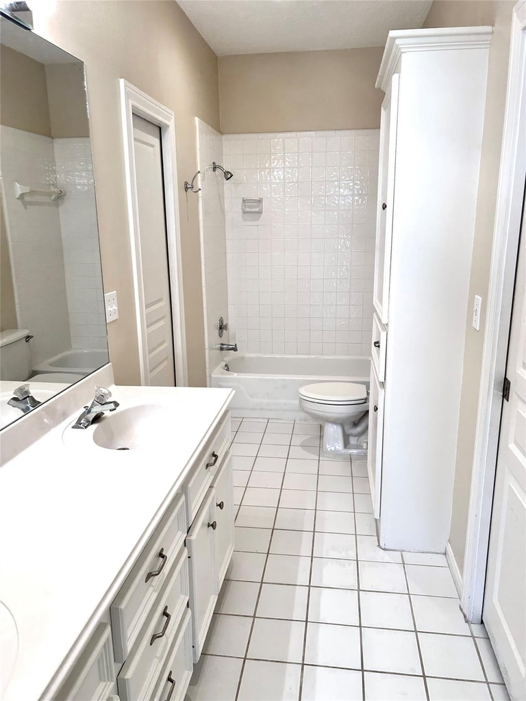 807 Kipp Avenue - Photo 15