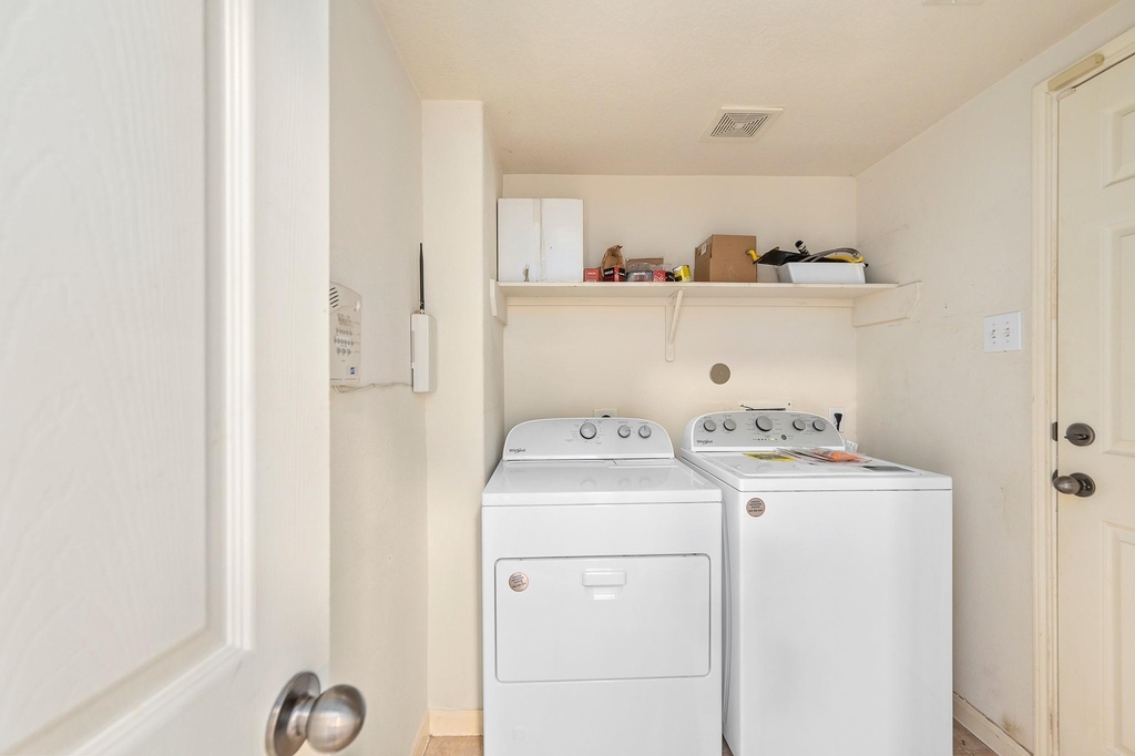 10003 Lynette Falls Drive - Photo 39
