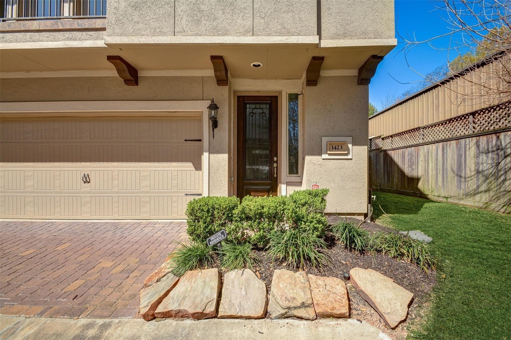 1423 Upland Orchard Drive - Photo 2