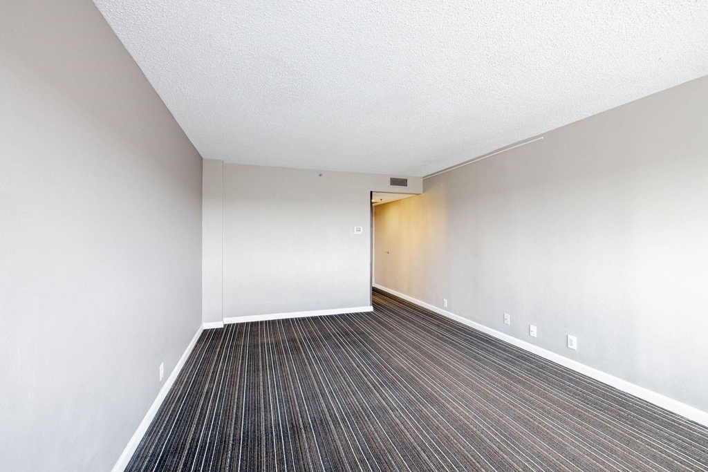 14703 Park Row - Photo 38