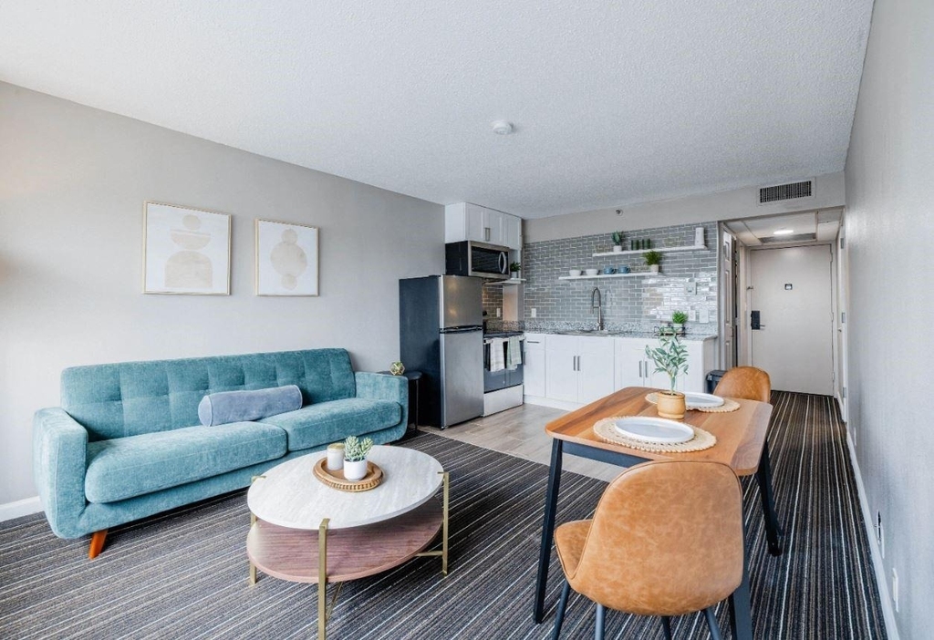 14703 Park Row - Photo 1