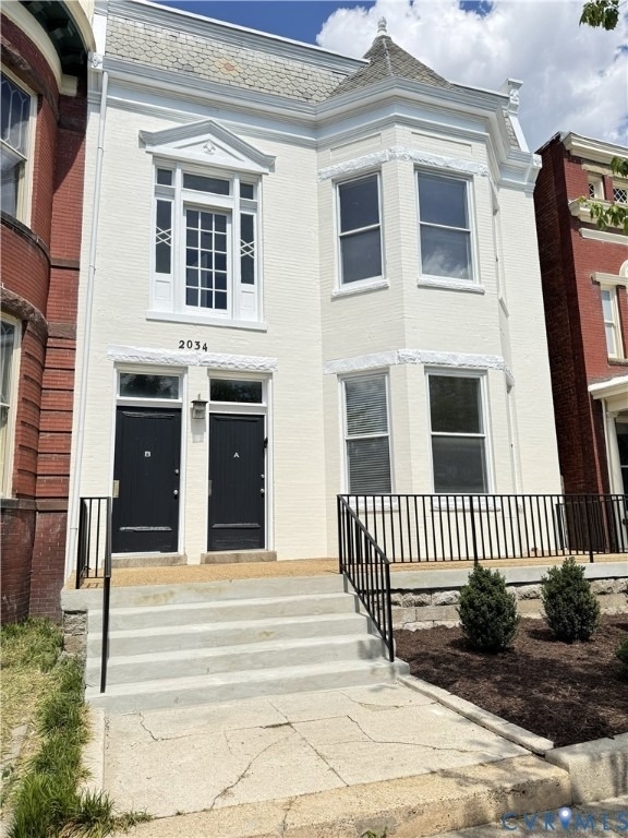 2034 W Grace Street - Photo 1