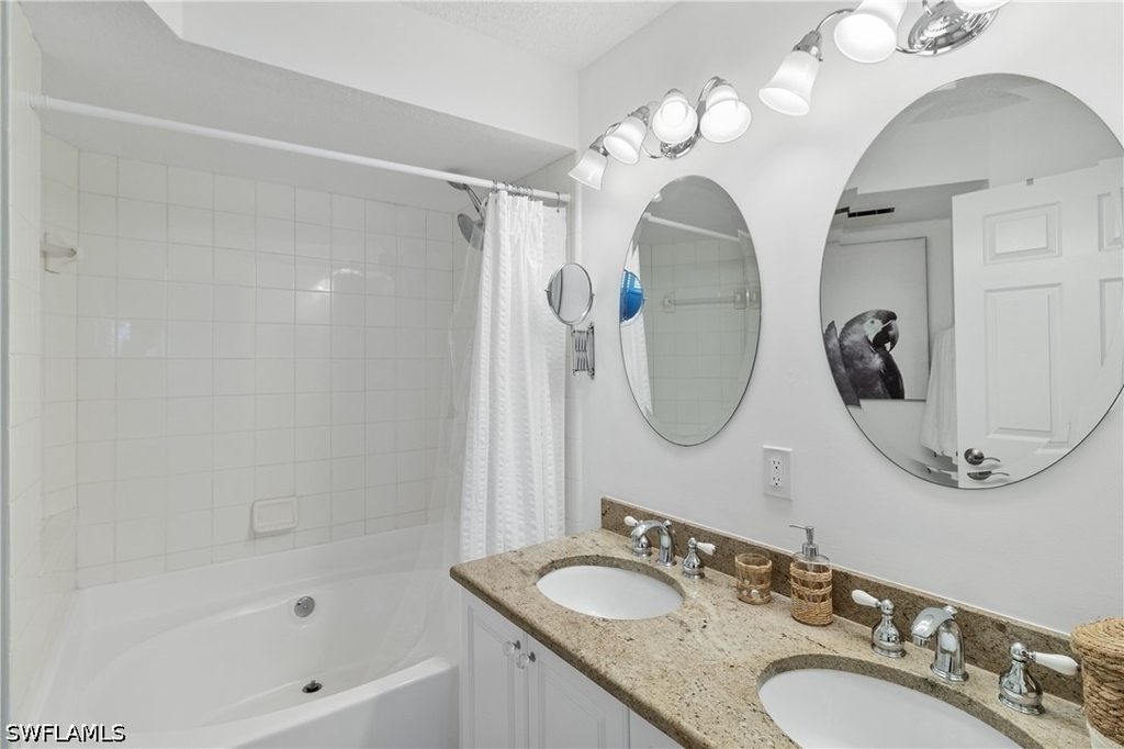 1044 Woodshire Lane - Photo 5