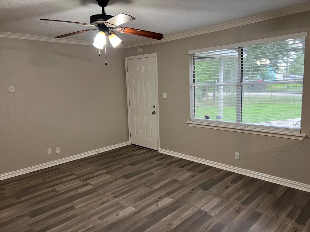 9505 Everglade Drive - Photo 4