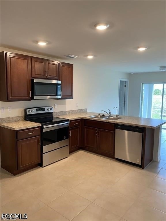 2213 Ne 33rd Street - Photo 5