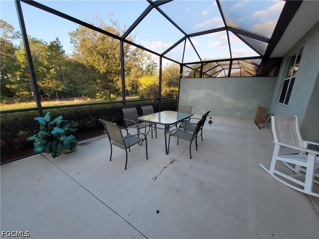10714 Cetrella Drive - Photo 4