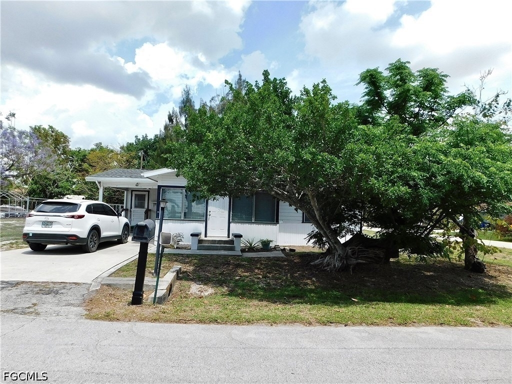 287 Poe Avenue - Photo 0