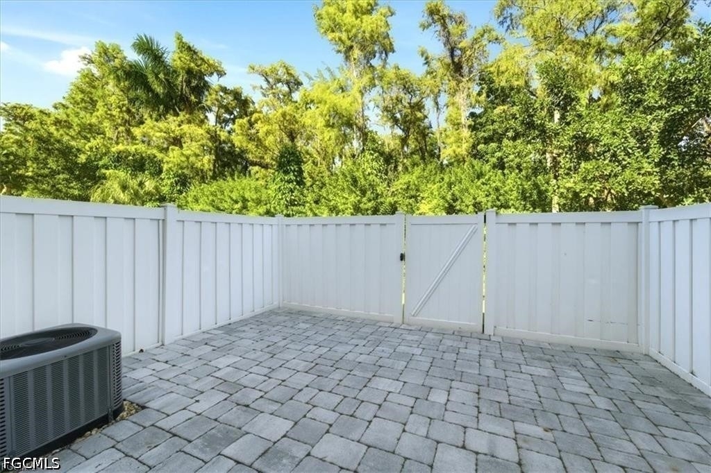 3630 Pine Oak Circle - Photo 11
