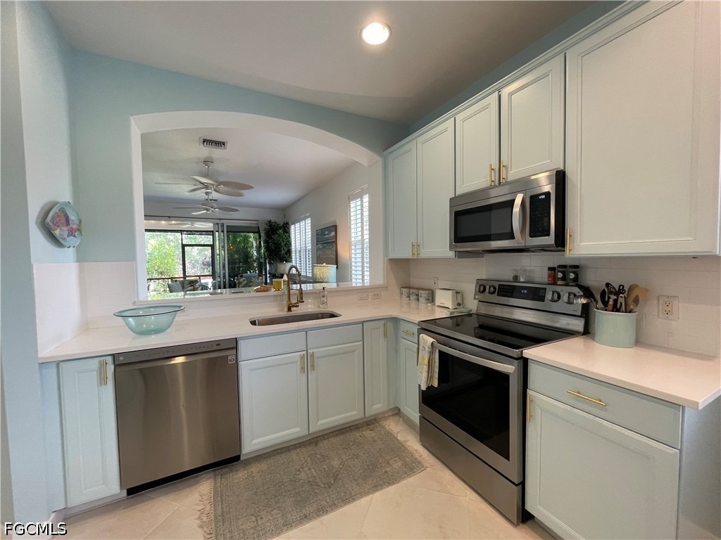 10640 Camarelle Circle - Photo 19