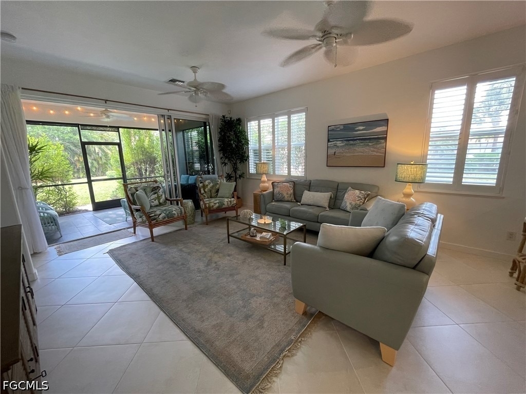 10640 Camarelle Circle - Photo 8