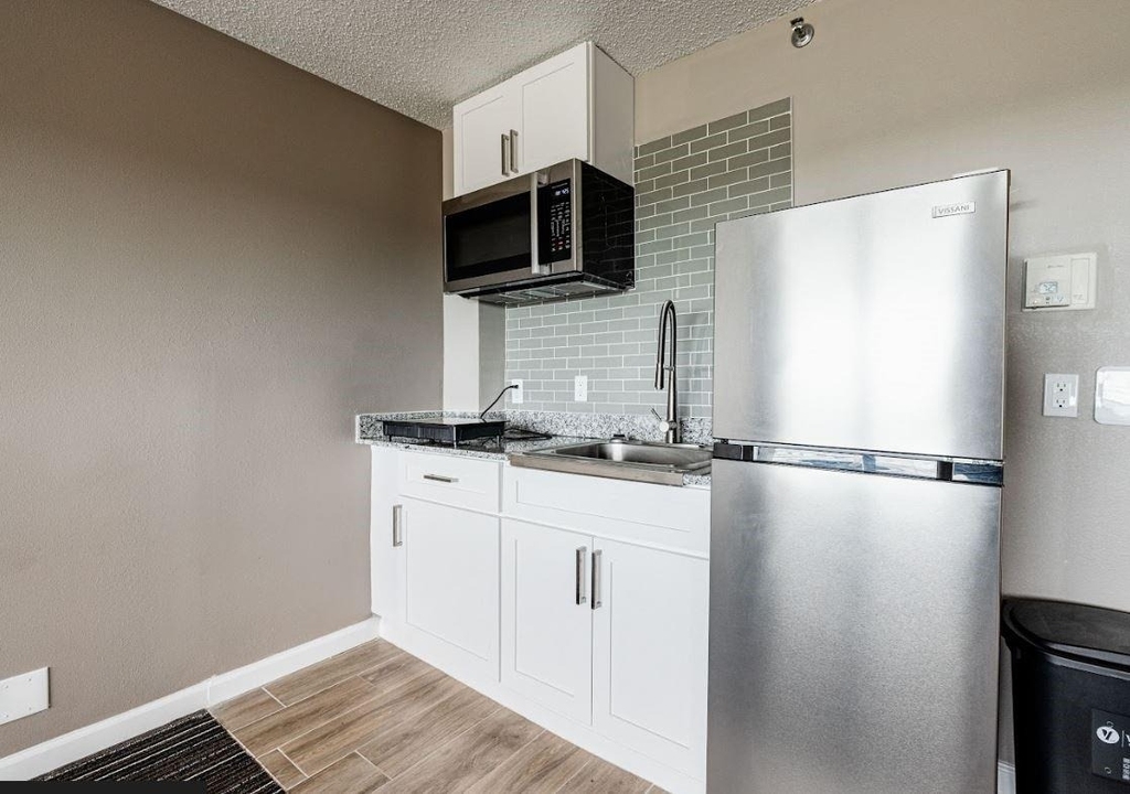14703 Park Row - Photo 2