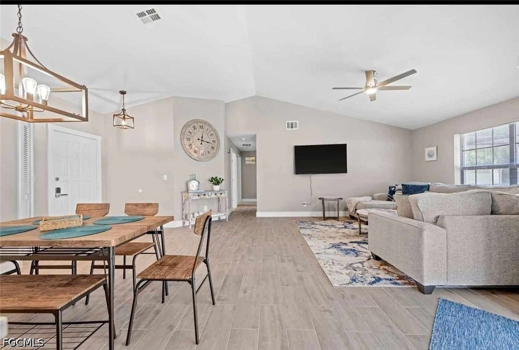 2206 Se 4th Street - Photo 4