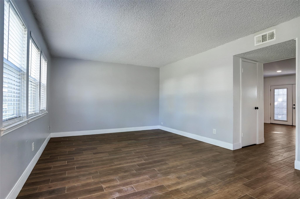 10458 Hammerly Boulevard - Photo 1