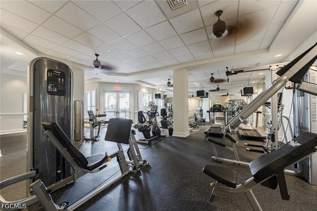 2825 Palm Beach Boulevard - Photo 35