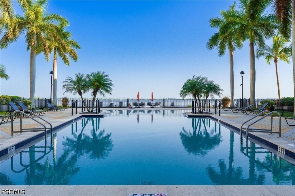 2825 Palm Beach Boulevard - Photo 41