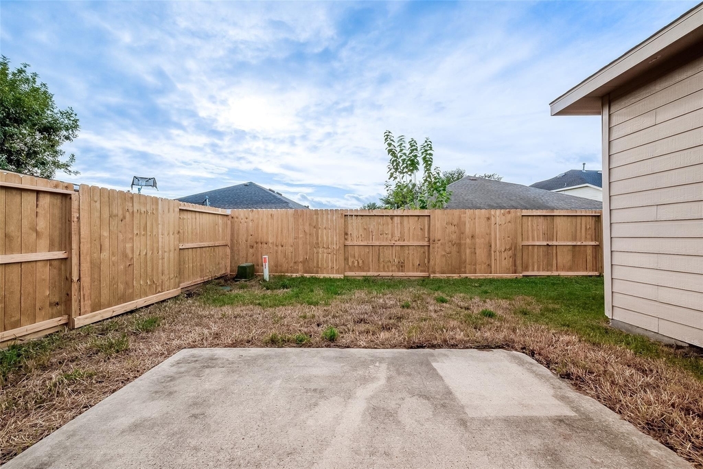 1807 Hidden Breeze Drive - Photo 46