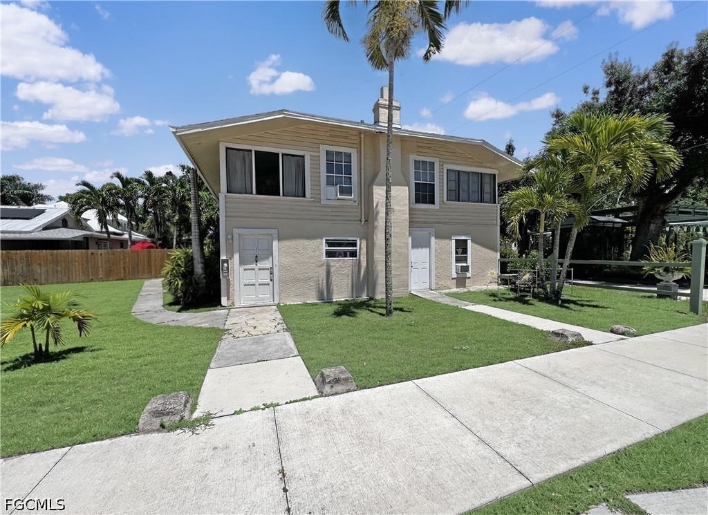 1615 Evans Avenue - Photo 0