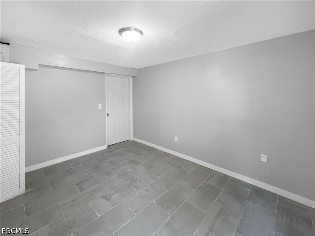 1615 Evans Avenue - Photo 10