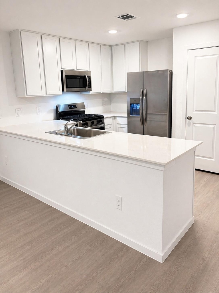 22724 Hackberry Leaf Drive - Photo 3