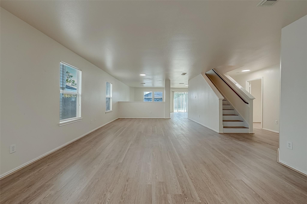 20807 Baronsledge Lane - Photo 7