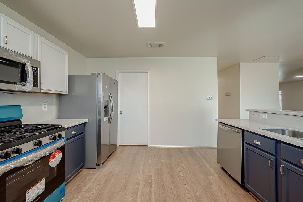 20807 Baronsledge Lane - Photo 18