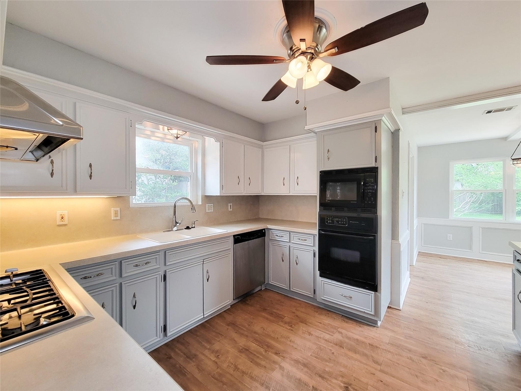 13406 Glen Erica Drive - Photo 16
