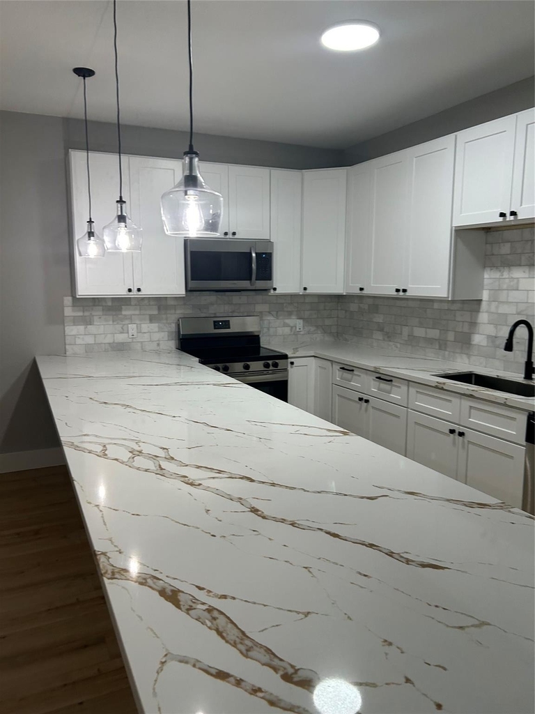 9914 Fillmore - Photo 1