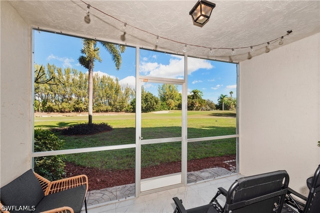 501 Forest Lakes Boulevard - Photo 3