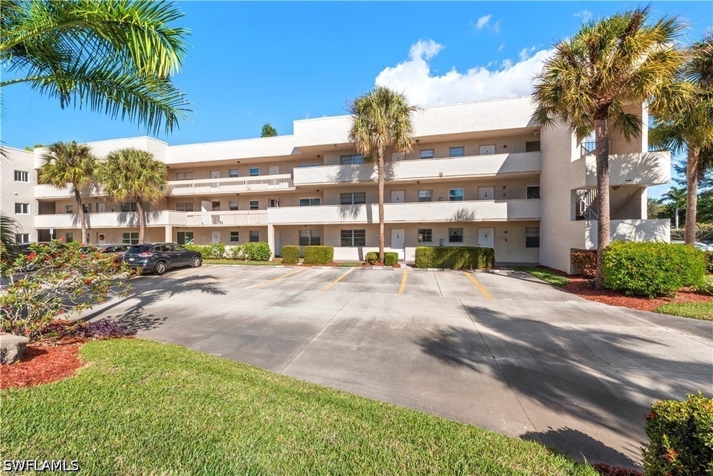 501 Forest Lakes Boulevard - Photo 1