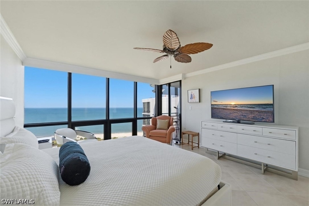 4751 Gulf Shore Boulevard N - Photo 17