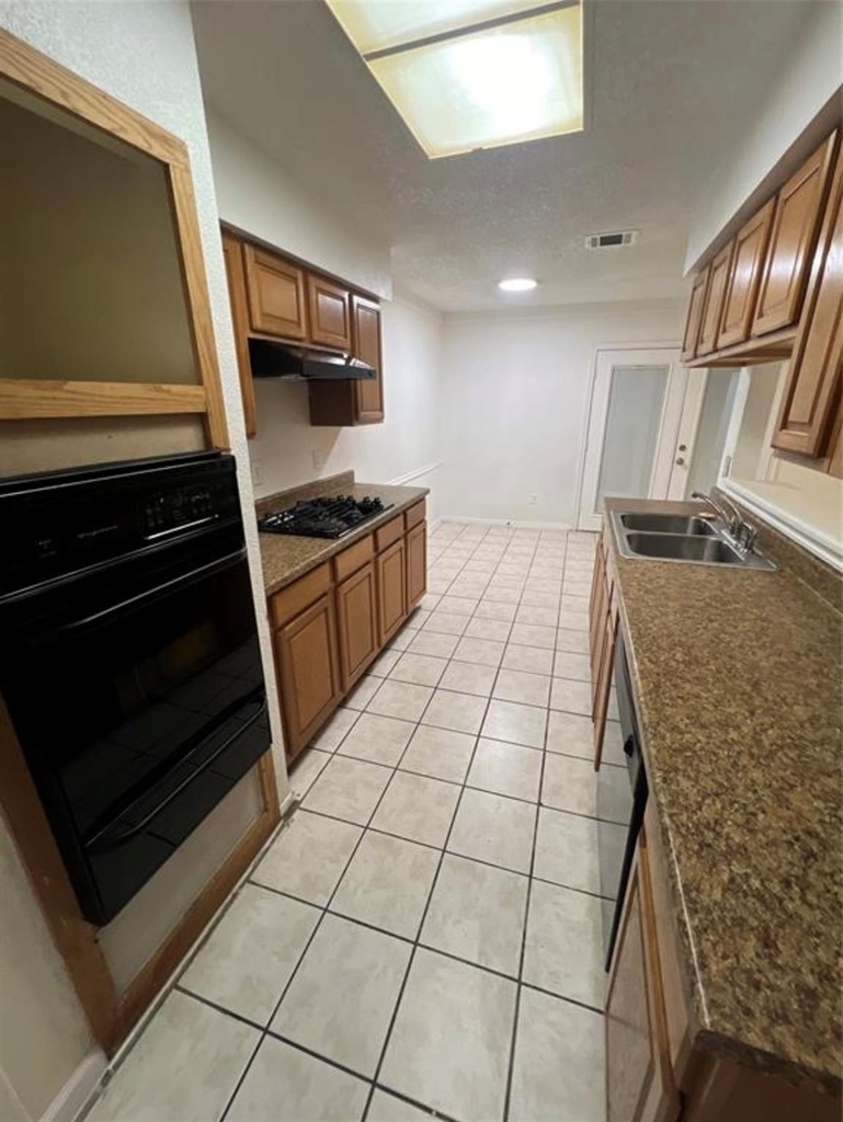 12707 Mosscrest Drive - Photo 2