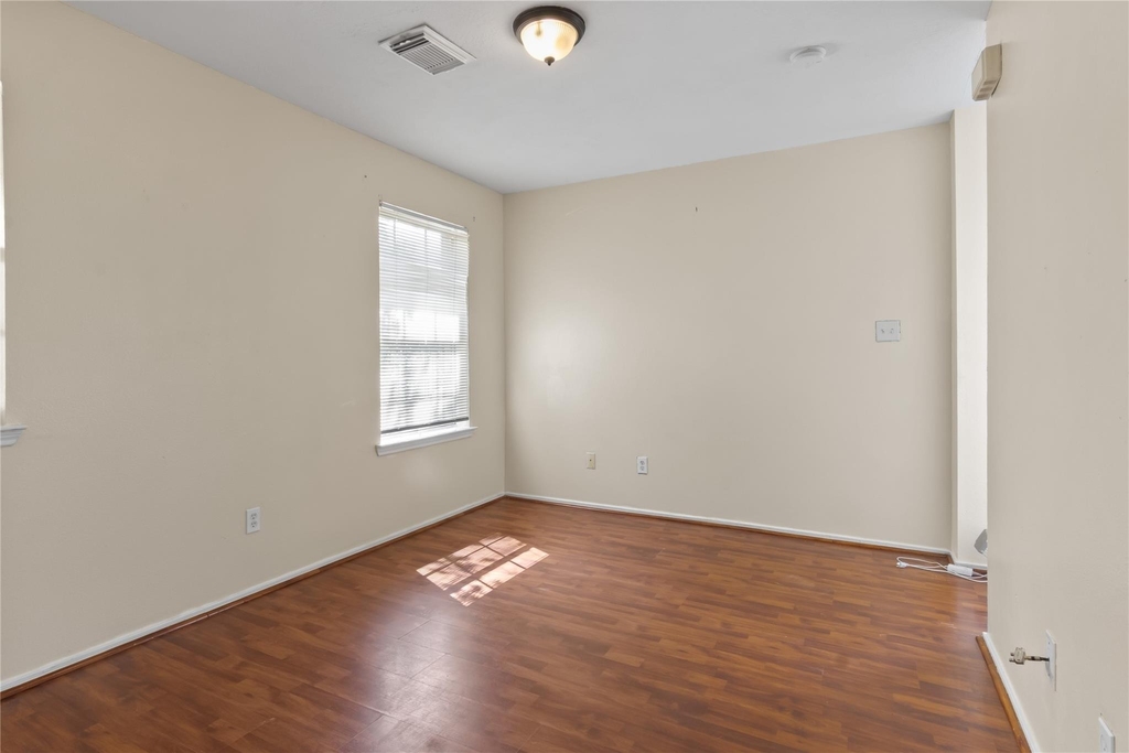 5815 Clerkenwell Drive - Photo 13