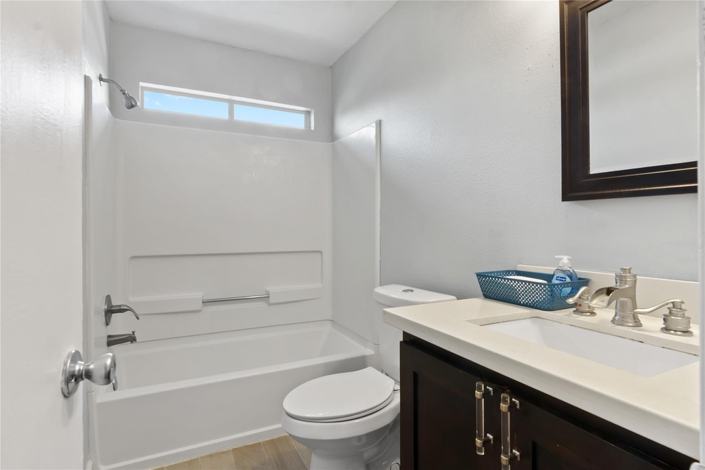 5815 Clerkenwell Drive - Photo 20