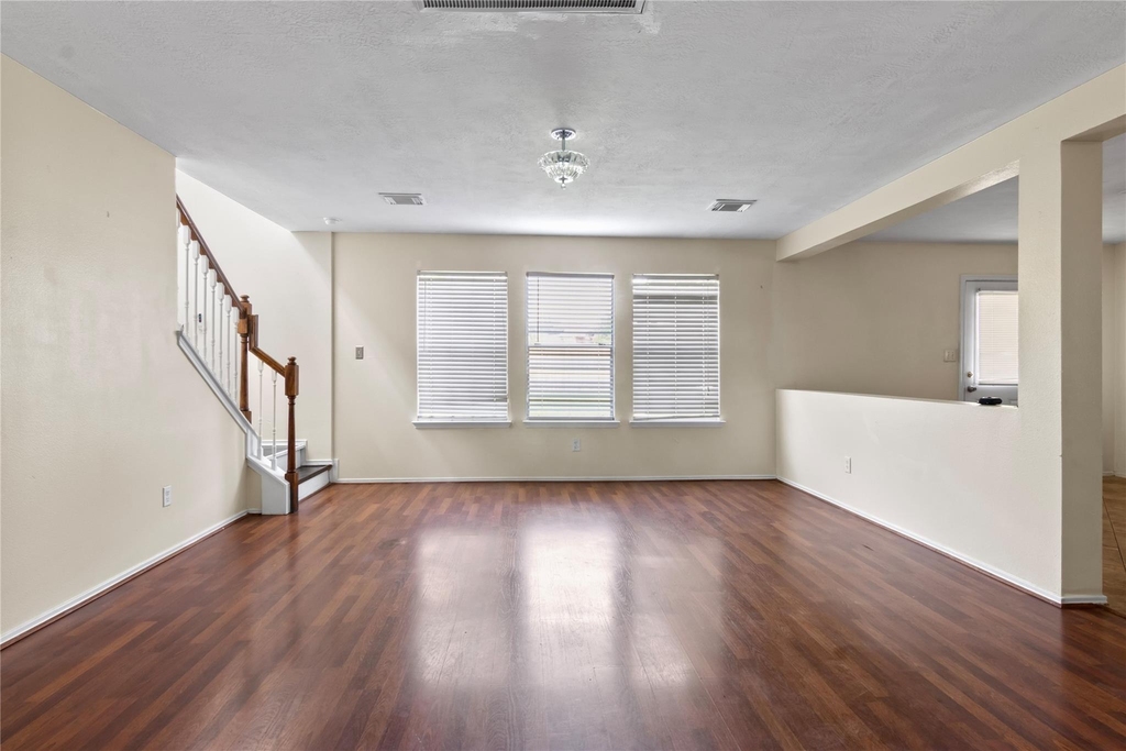 5815 Clerkenwell Drive - Photo 5