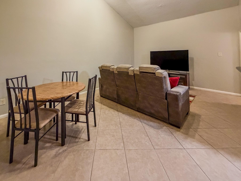 2574 Marilee Lane - Photo 3