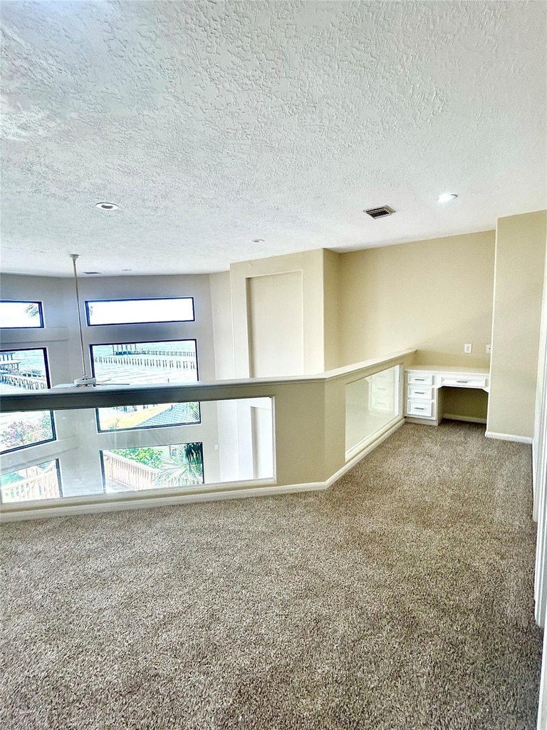 807 Kipp Avenue - Photo 14