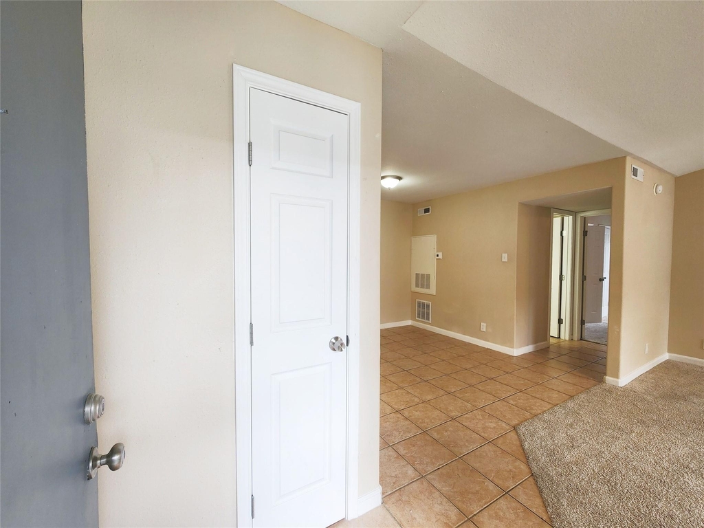 17401 Red Oak Drive - Photo 1