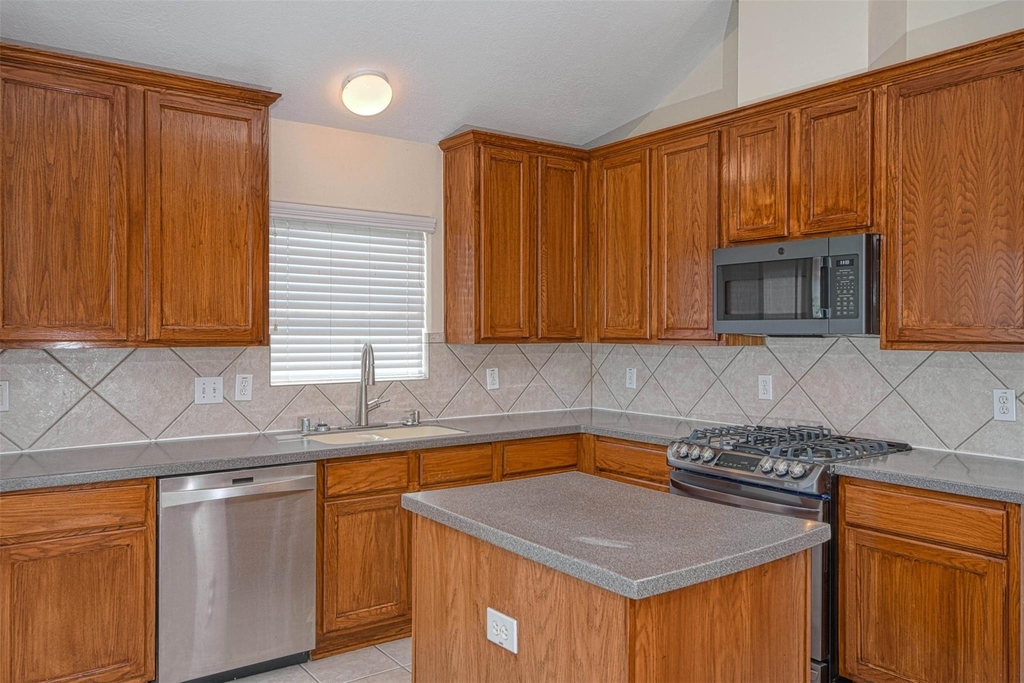 20834 Normandy Forest Drive - Photo 6