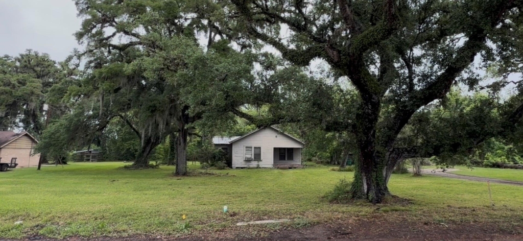 1501 S Columbia Drive - Photo 1