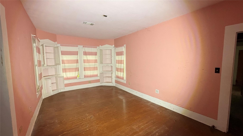 1501 S Columbia Drive - Photo 3