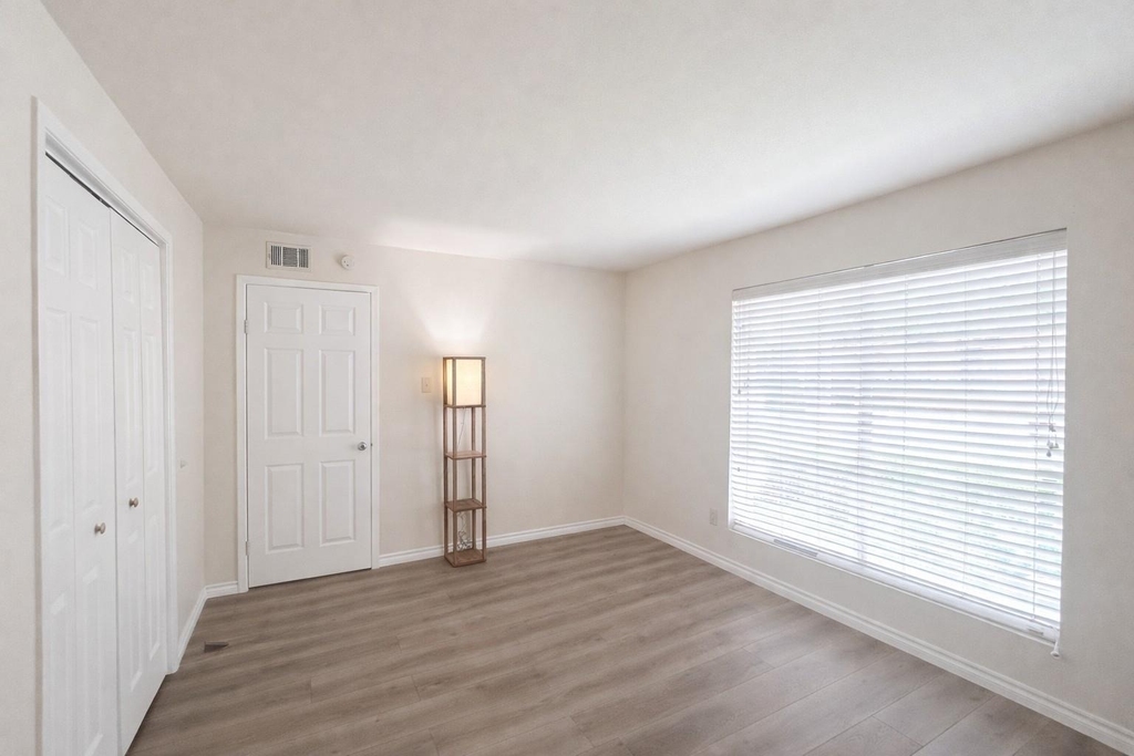 14555 Wunderlich Drive - Photo 13