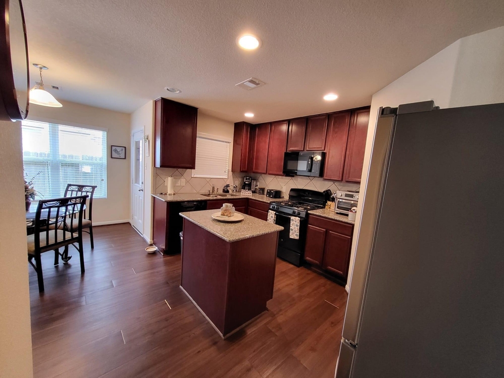 10739 Chestnut Path Way - Photo 19