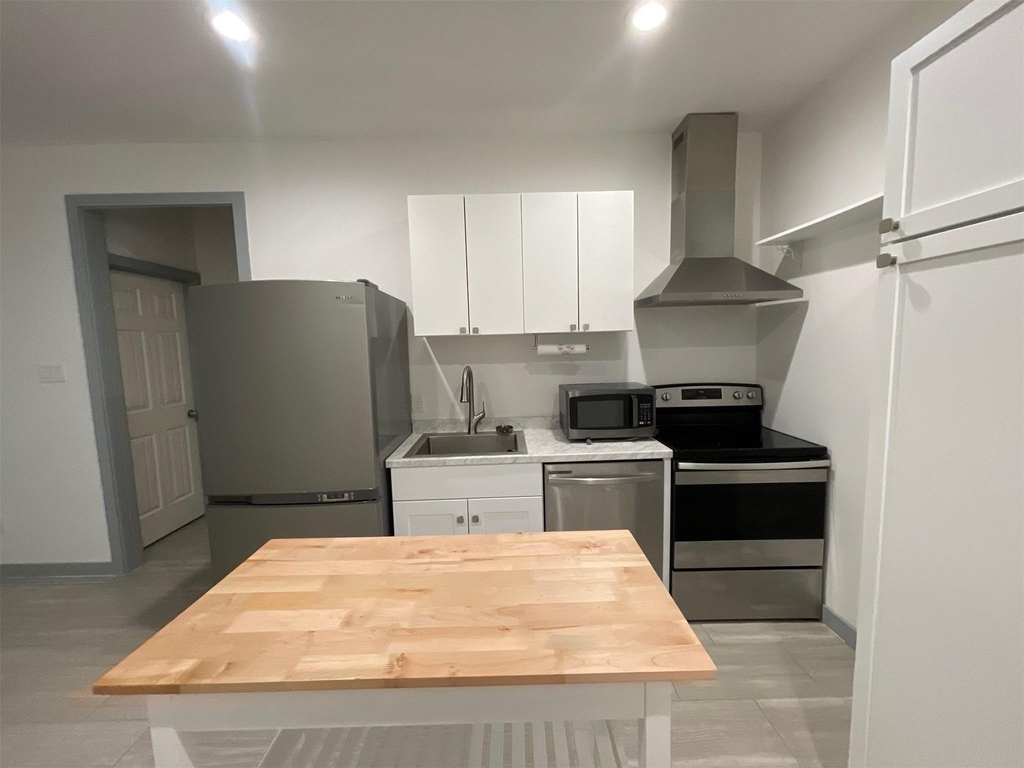 5226 Ridgevan Drive - Photo 1