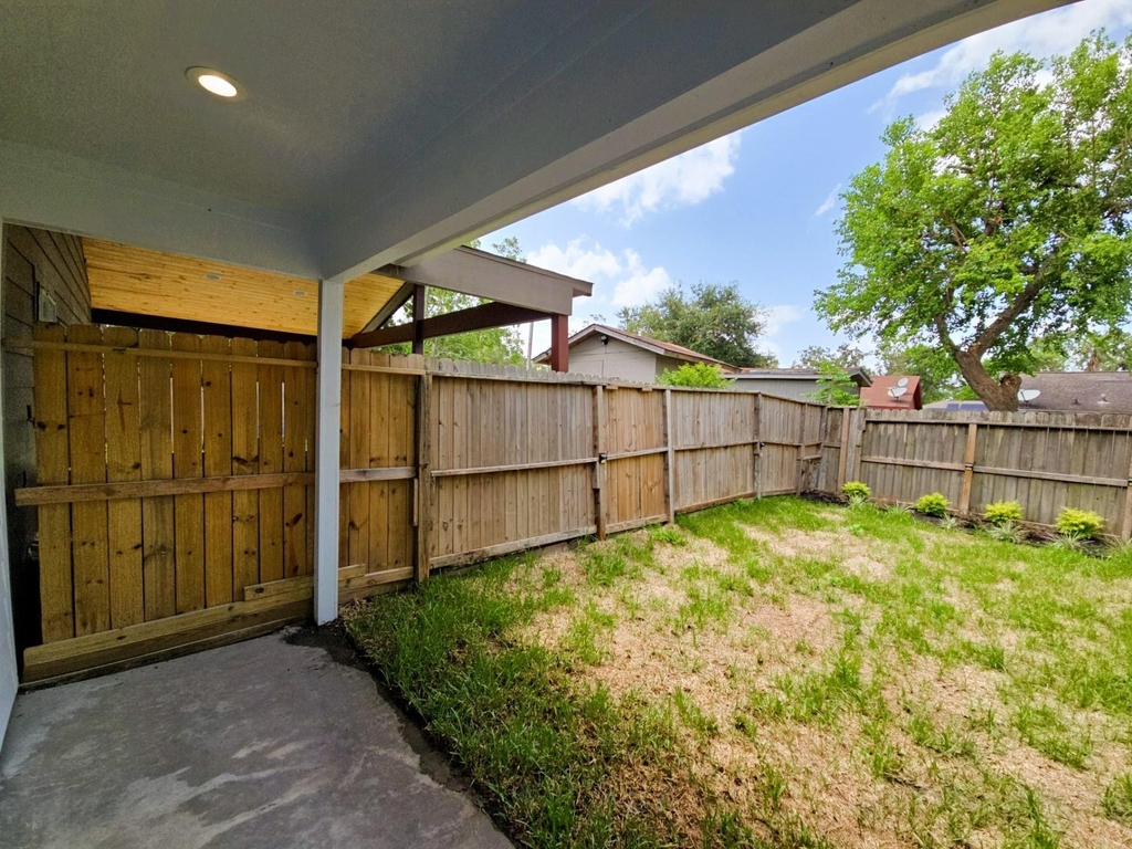 5226 Ridgevan Drive - Photo 33