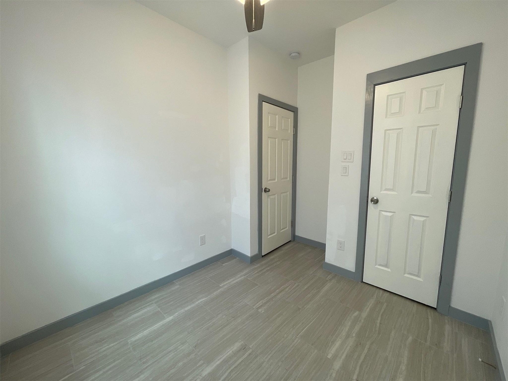 5226 Ridgevan Drive - Photo 14