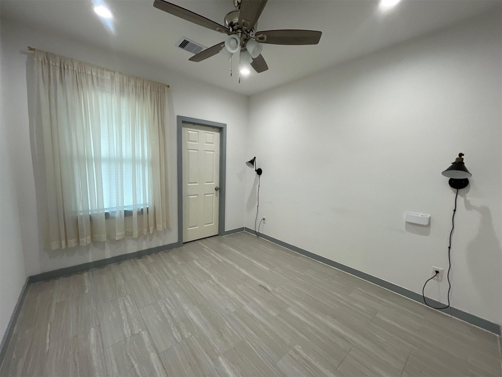 5226 Ridgevan Drive - Photo 13